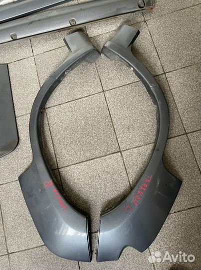 Накладка на крыло/порог Hyundai Terracan 2001-2007