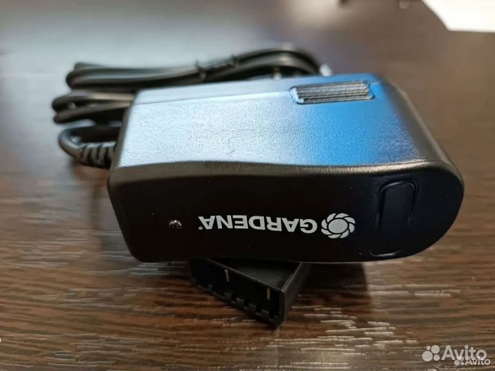 Зарядное устройство Gardena 8833-20 18 В