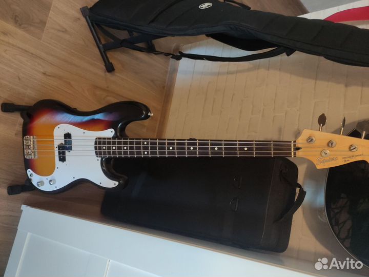 Бас гитара fender squier precision bass