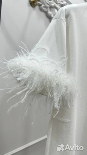 Футболка prada