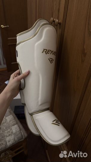 Защита голеностопа reyvel белый