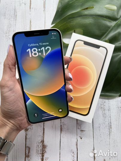 iPhone 12 128 GB б/у