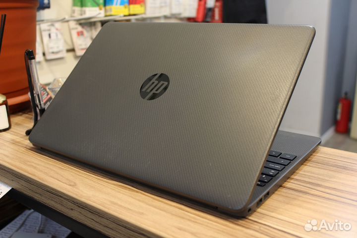 Ноутбук HP 15.6