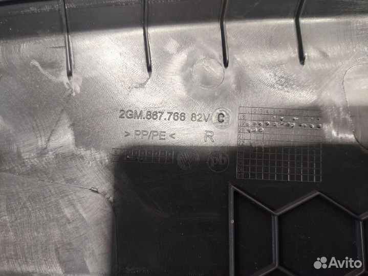 Б/У Накладка арки колеса заднего правого#001