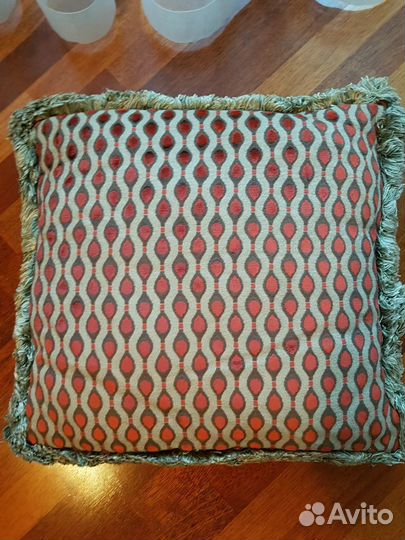 Декоративная подушка