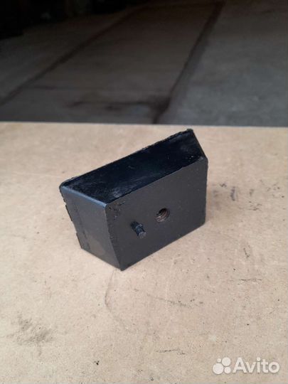 Под двигатель Газель