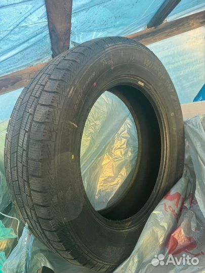 Goform W705 235/60 R18