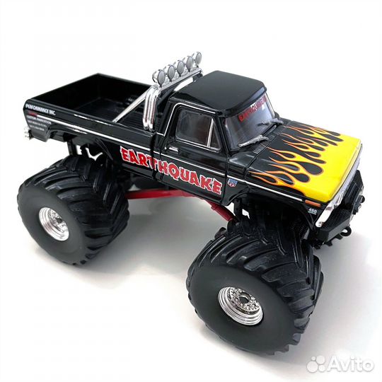 Greenlight Earthquake Ford F250 Monster Truck 1/43