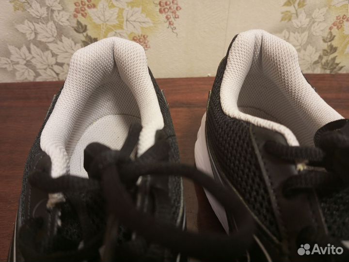 Кроссовки мужские Kalenji 43 отличные