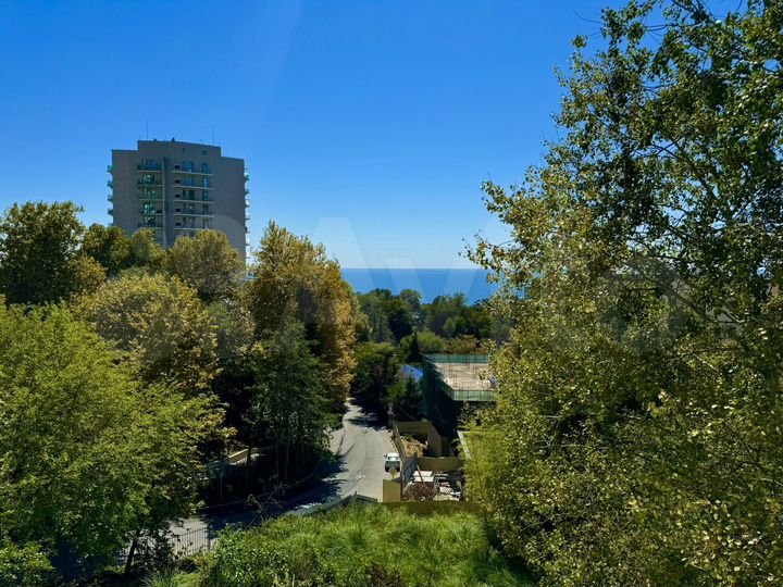 3-к. квартира, 116 м², 2/8 эт.