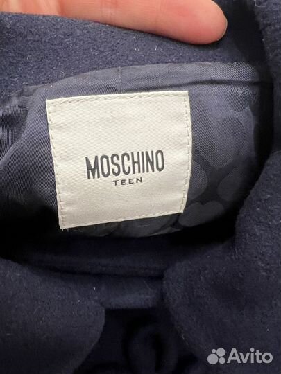 Moschino Burberry