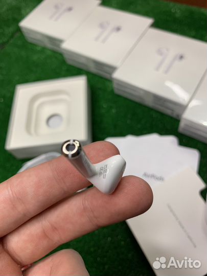 AirPods 2 Premium