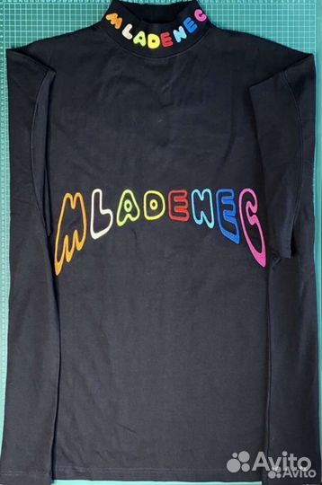 Футболка mladenec