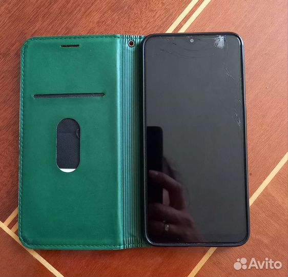 Samsung Galaxy A10, 4/32 ГБ