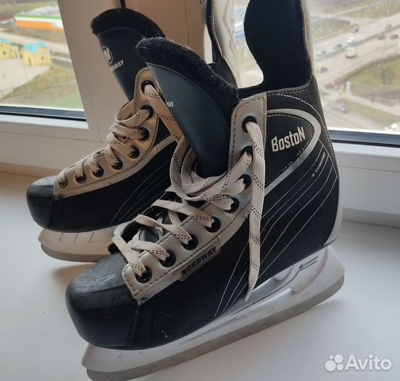 Коньки хоккейные 38 размер