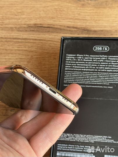 iPhone 11 Pro, 256 ГБ