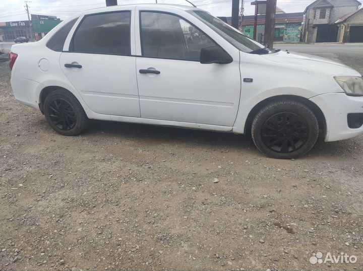 LADA Granta 1.6 МТ, 2013, 324 000 км