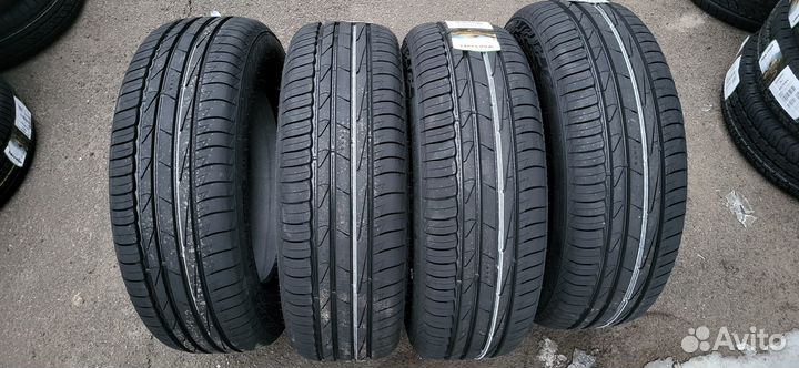 Ikon Tyres Autograph Aqua 3 SUV 225/65 R17 106H