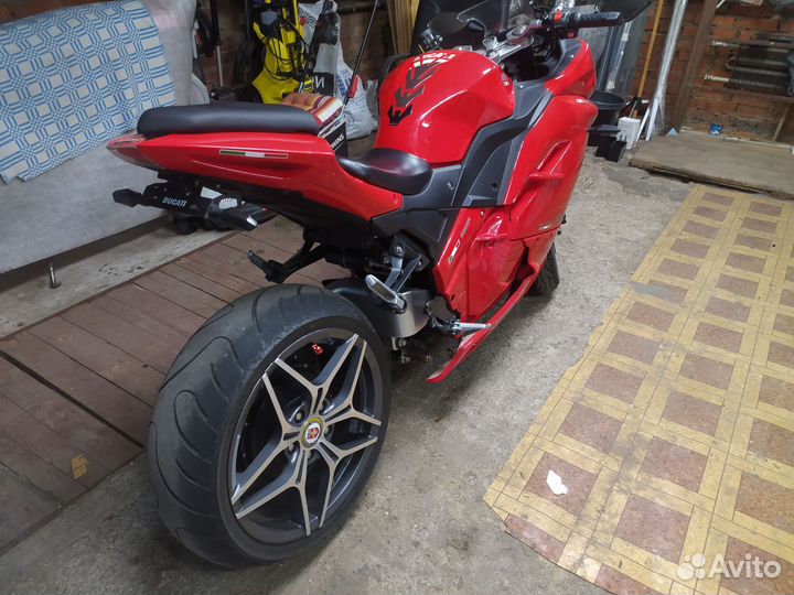 Электромотоцикл Ducati panigale
