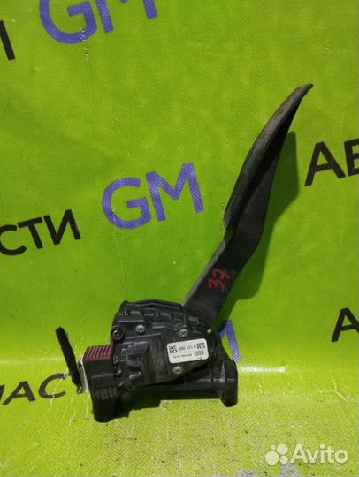 Педаль газа Opel Astra L69 Z16XER 2007