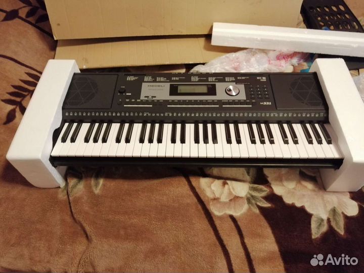 Синтезатор Medeli M331