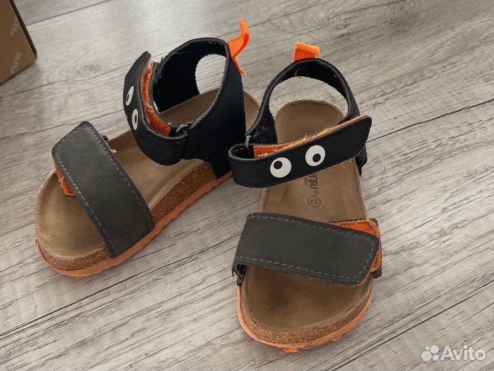 Сандалии 24