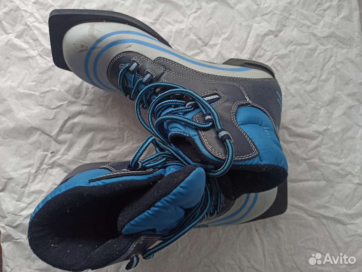 Лыжные ботинки 36, 38, 40 размера