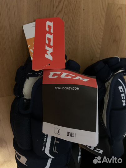 Хоккые перчатки CCM jetspeed FT4 (13)