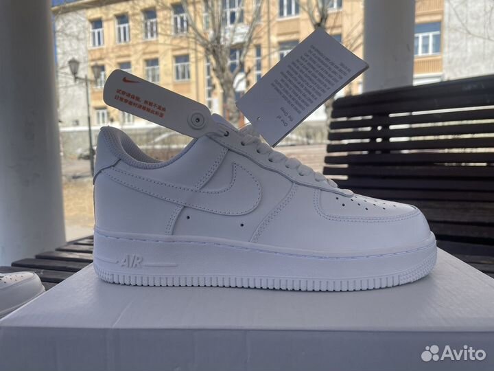 Кроссовки nike air force 1 белые