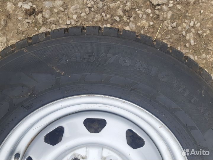 Nokian Tyres Nordman 7 SUV 245/70 R16