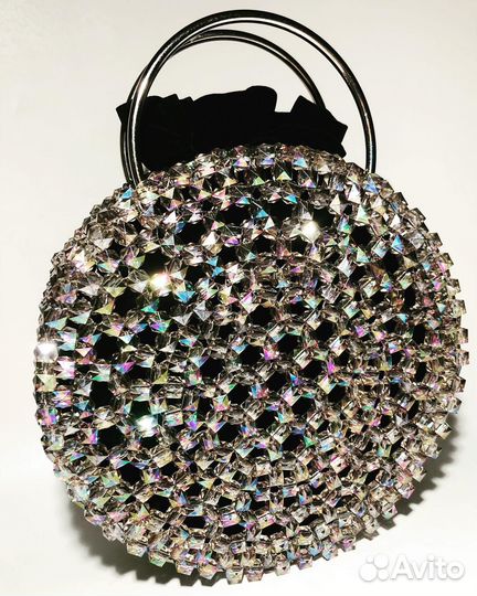 Круглая сумка из бусин