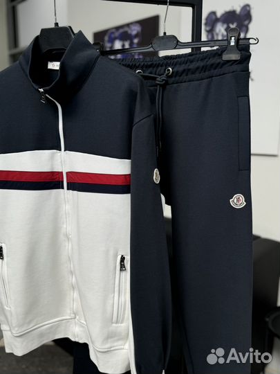 Спортивный костюм Moncler