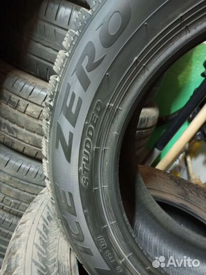 Pirelli Ice Zero 185/60 R15