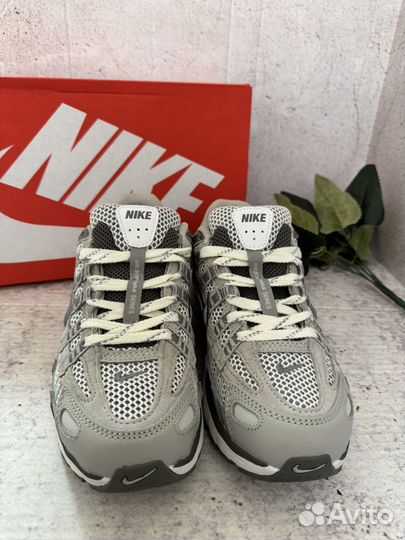 Nike P-6000 Premium Light Iron Ore, grey