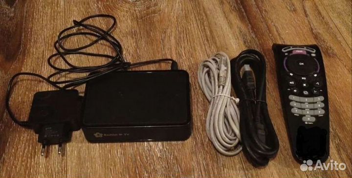 Тв приставка (iptv hd mini skycam)