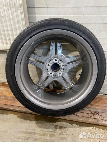 Диск Mercedes AMG R18 с резиной