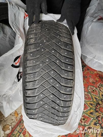 Goodyear UltraGrip Arctic 2 SUV 235/55 R19