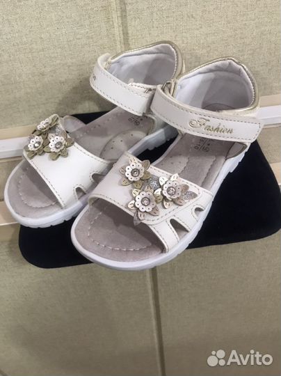 Босоножки для девочки