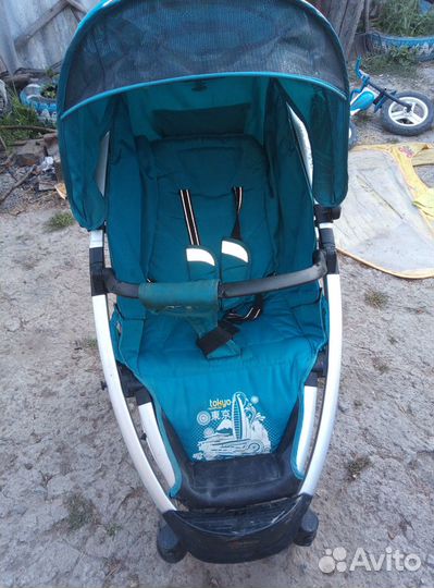 Прогулочная коляска