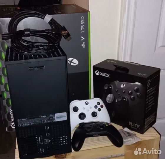 Продам Xbox series x в отличном состоянии