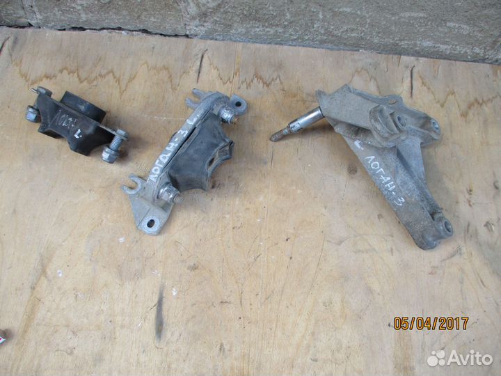 Подушки двигателя Рено Логан 1 1,6 МКПП 8кл