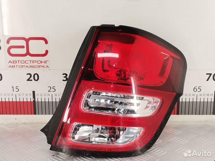 Фонарь задний правый Citroen C3 2 2010 9673805380