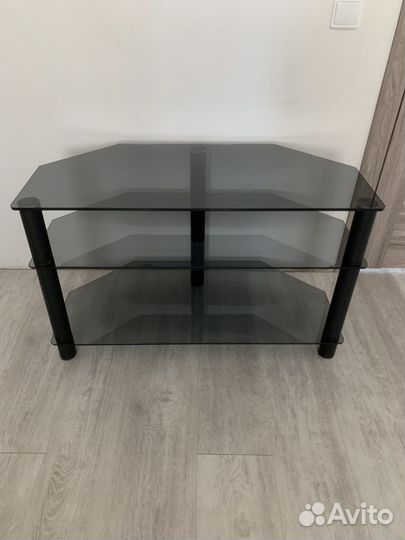 Стеклянная тумба под тв