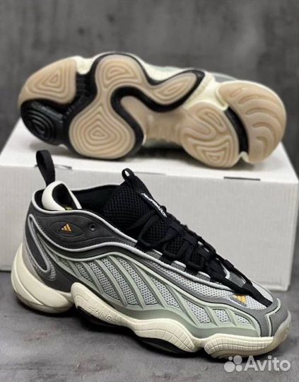 Кроссовки adidas fyw