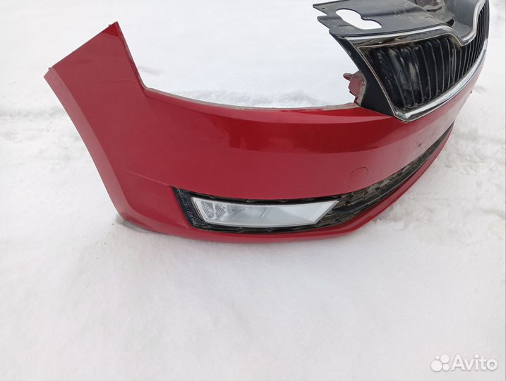 Передний бампер в сборе шкода рапид 1