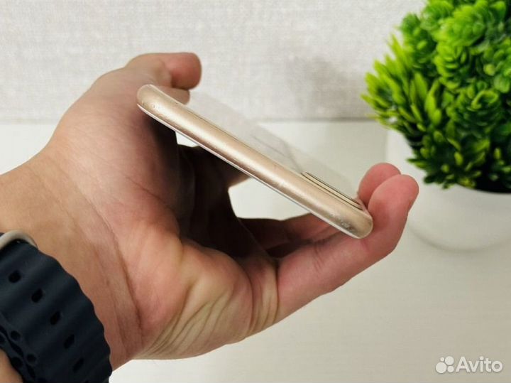 iPhone 8 Plus, 64 ГБ