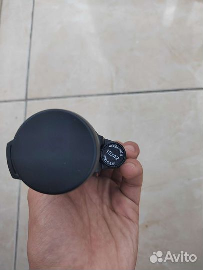 Монокуляр levenhuk atom 10x42