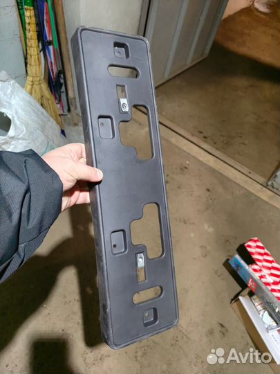 Подиум проставка номерного знака Aveo T250 оригина