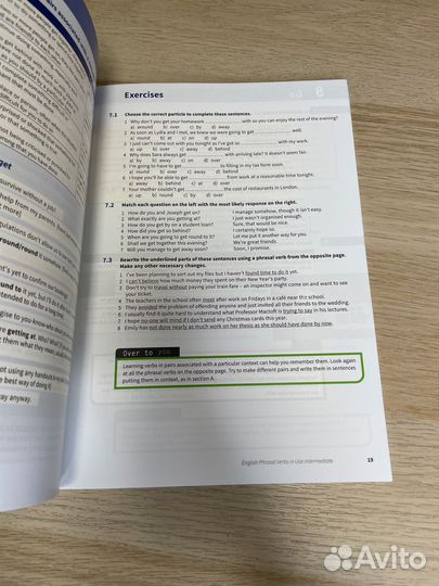 Bit size English phrasal verbs in use intermediate