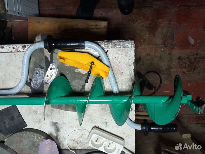 Ледобур бу 150